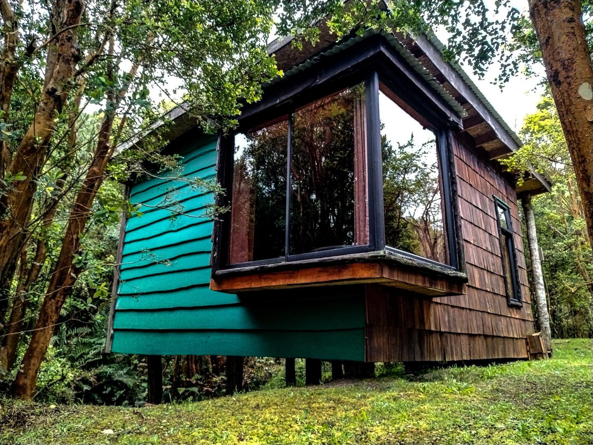 Hostal & Cabanas Luna Del Sur Cucao المظهر الخارجي الصورة