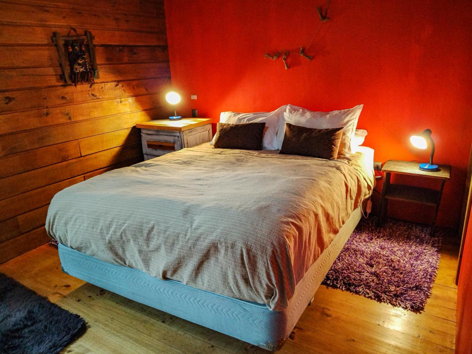 Hostal & Cabanas Luna Del Sur Cucao المظهر الخارجي الصورة